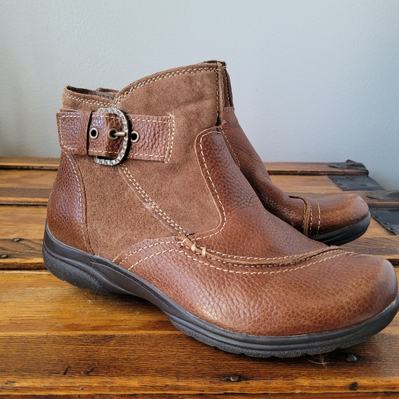 Earth Origins Shoes - Earth Origins Leather And Suede Ankle Boots W/ Buckle